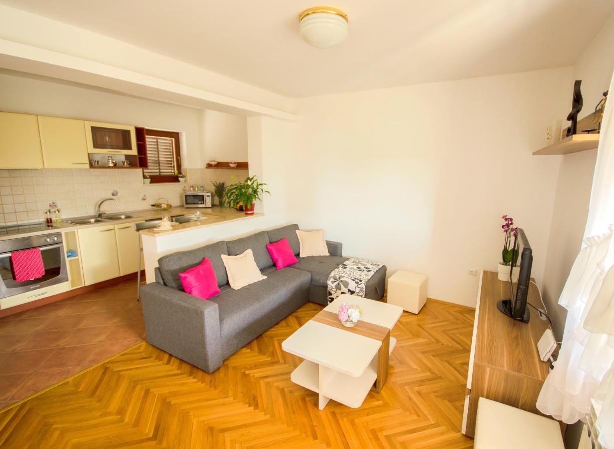 Apartment Ivis Винкуран Екстериор снимка