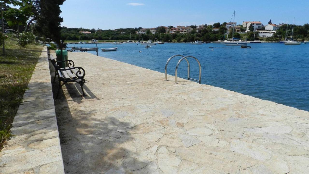 Apartment Ivis Винкуран Екстериор снимка