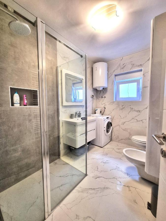 Apartment Ivis Винкуран Екстериор снимка